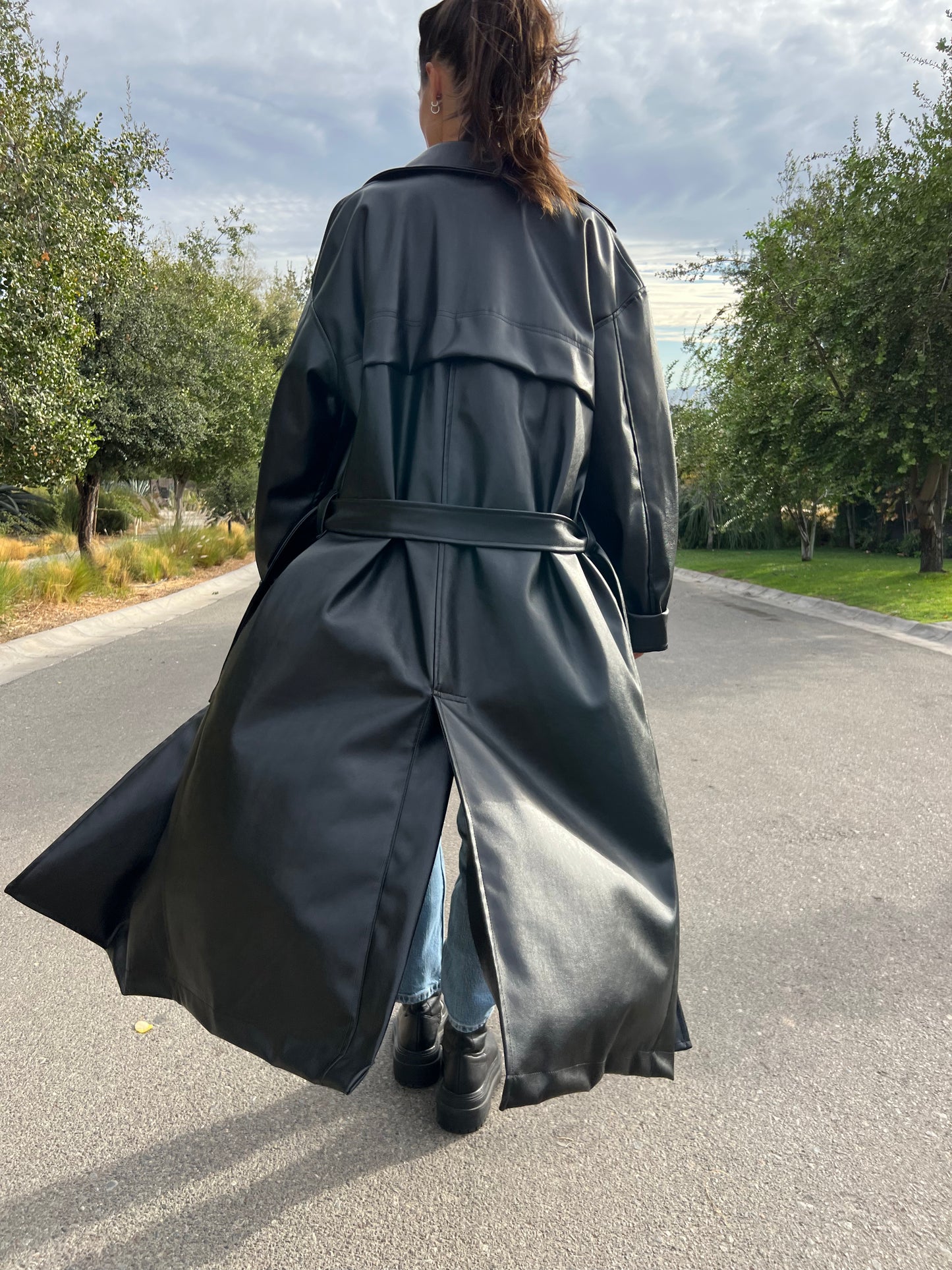 Trench Eco cuero negro